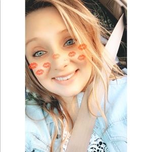 Meet your Posher, Robyn